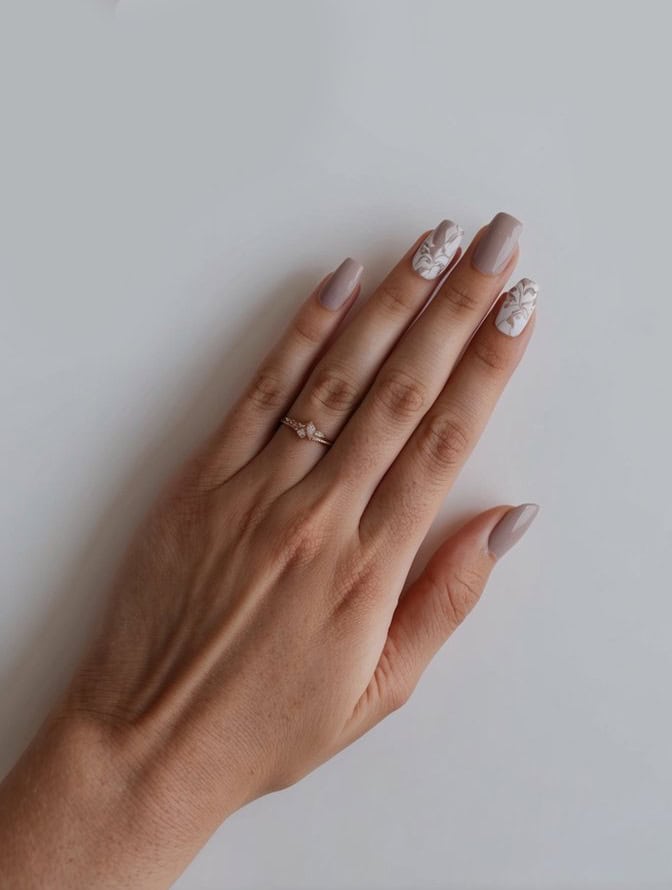11 Taupe Nail Art Ideas: Trendy Neutrals for Every Style - We Heart ...